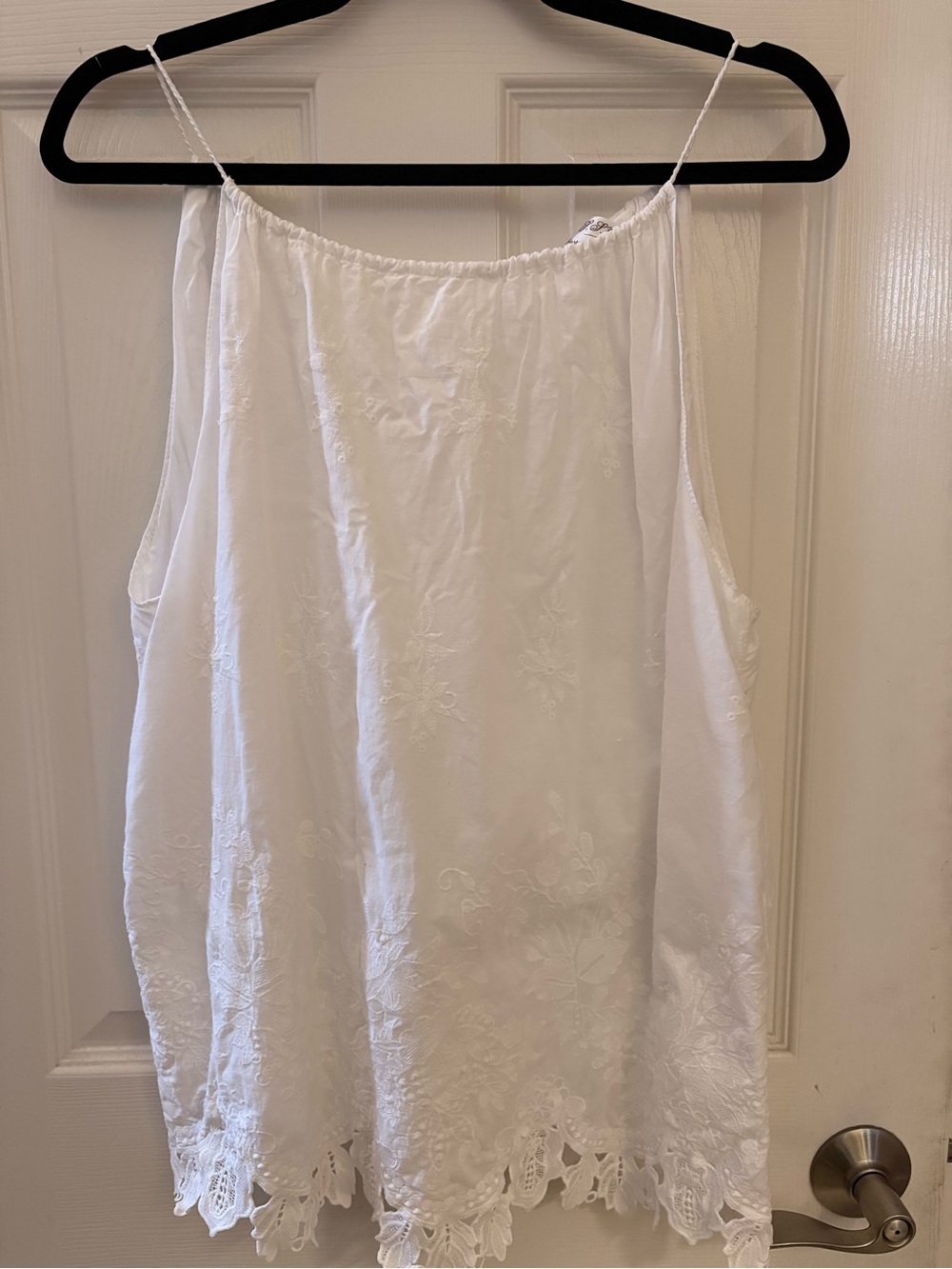 Max Studio White Embroidered Lace-Hem Camisole